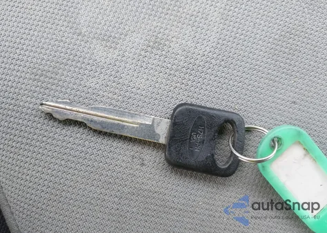 2004 Ford F-350 Lariat/Xl/Xlt z USA, uszkodzony, nr VIN 1FTSW31P04EB77032